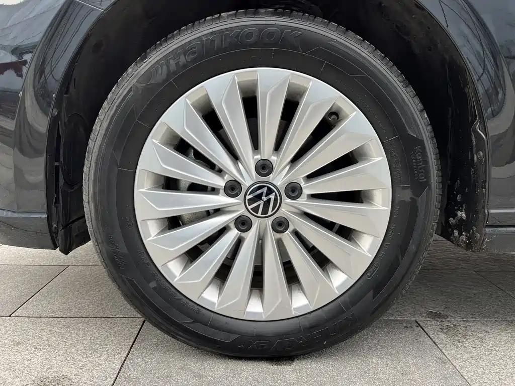 VOLKSWAGEN LAVIDA 2022