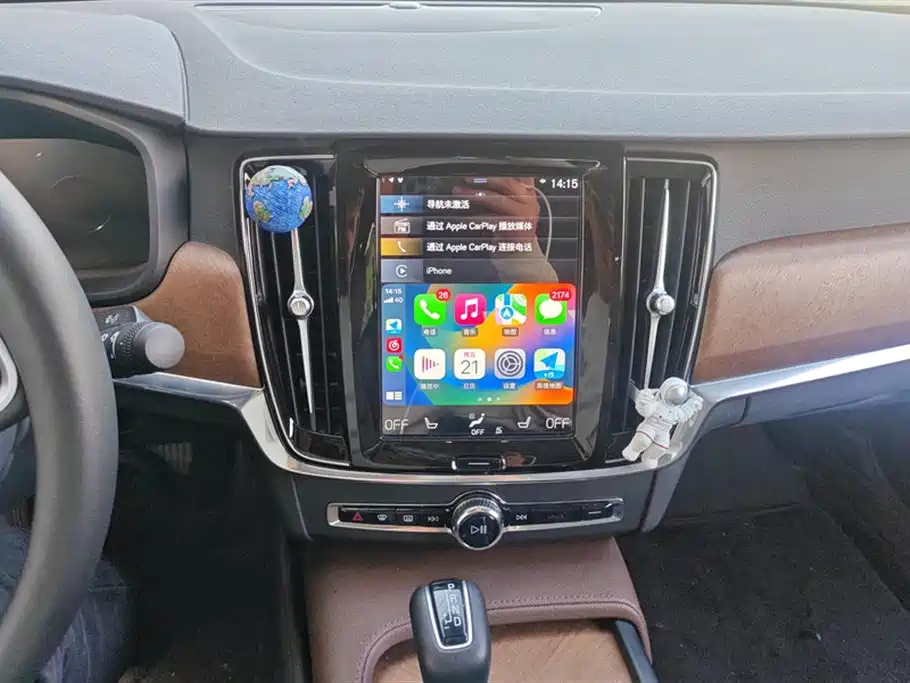 VOLVO S90 2020