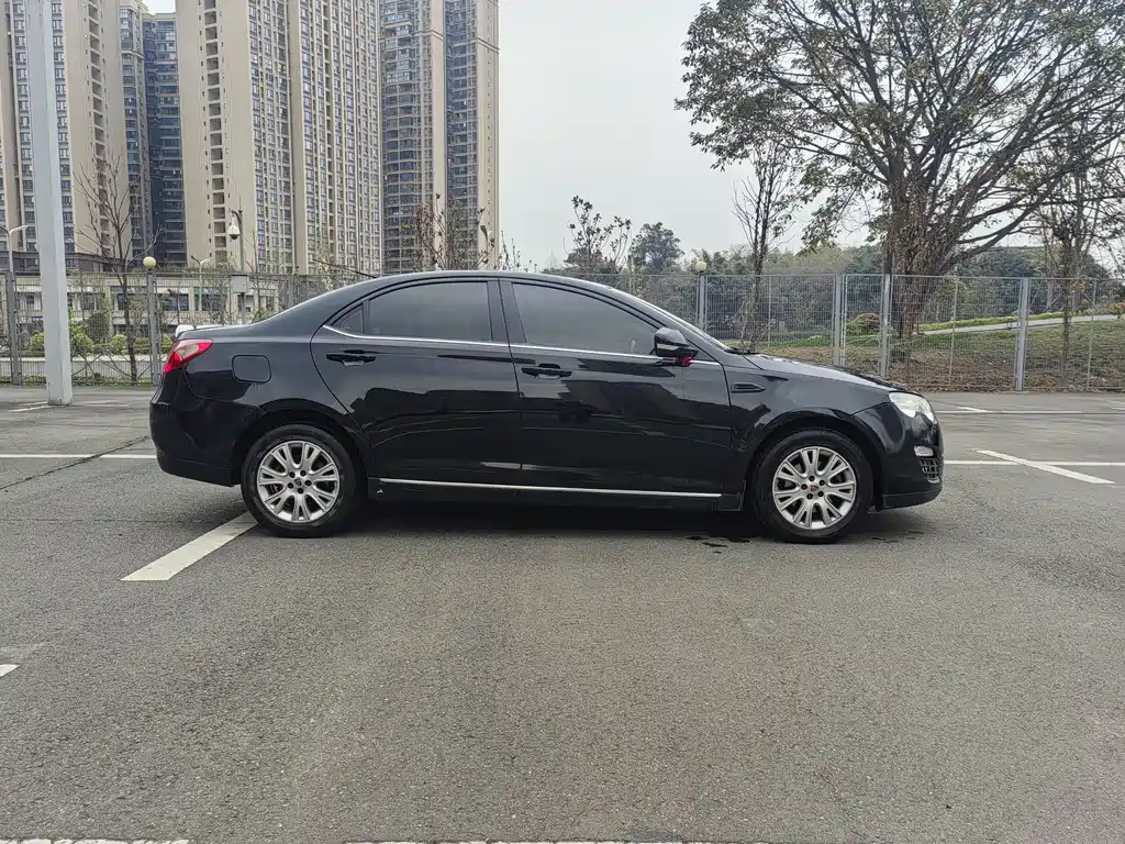 ROEWE 550 2013