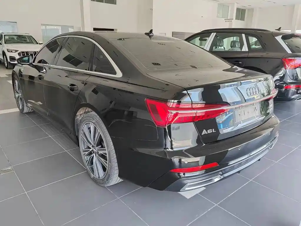 AUDI A6L 2021