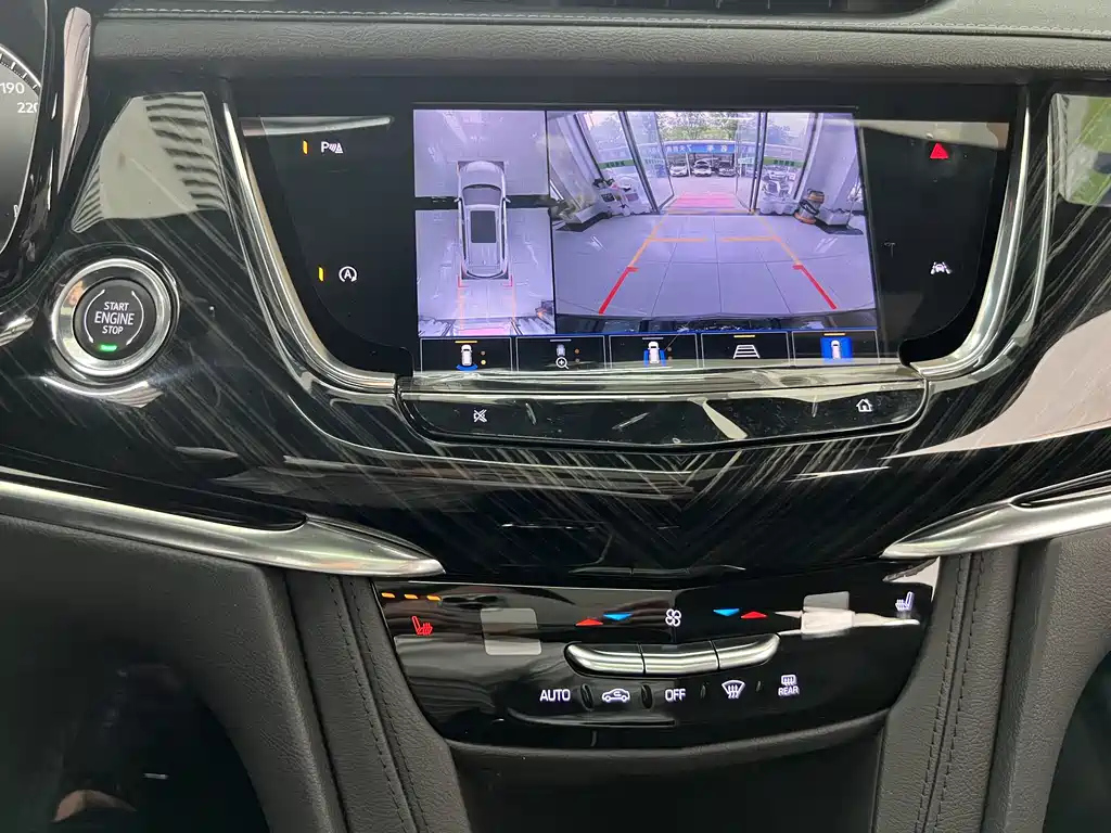 CADILLAC XT6 2023