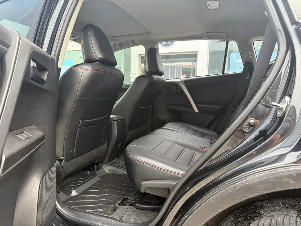 TOYOTA RAV4 RONGFANG 2016