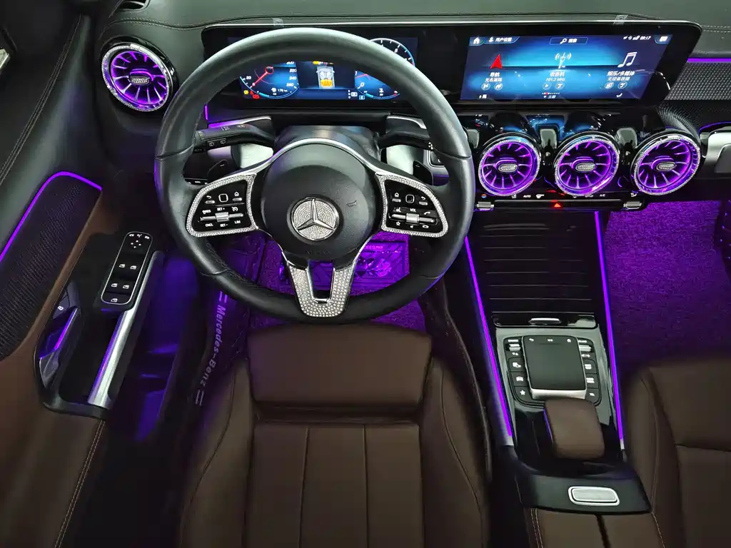 MERCEDES BENZ GLB 2022