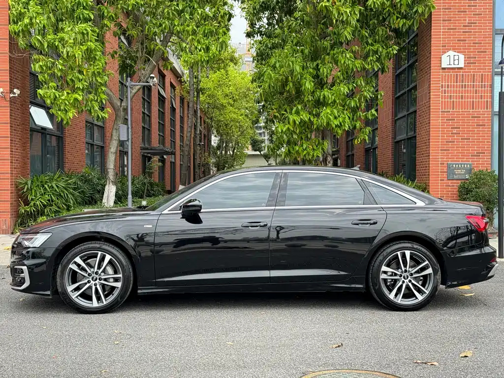 AUDI A6L 2023