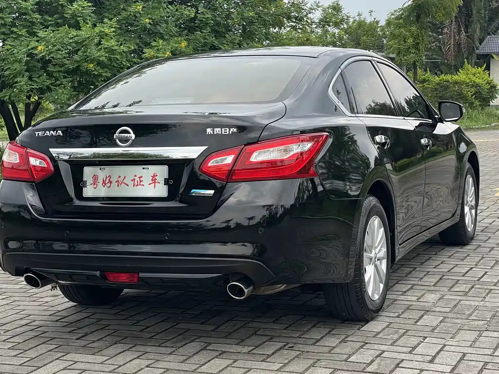 NISSAN TEANA 2018