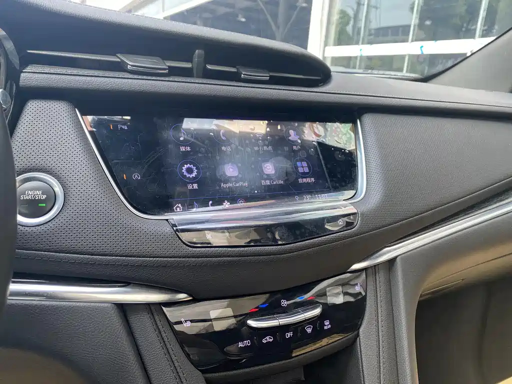 CADILLAC XT5 2022