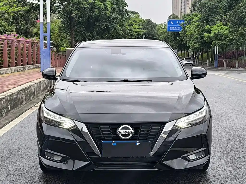 NISSAN SYLPHY 2020
