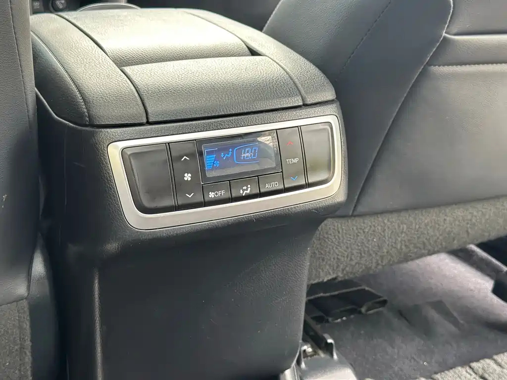 TOYOTA HIGHLANDER 2019