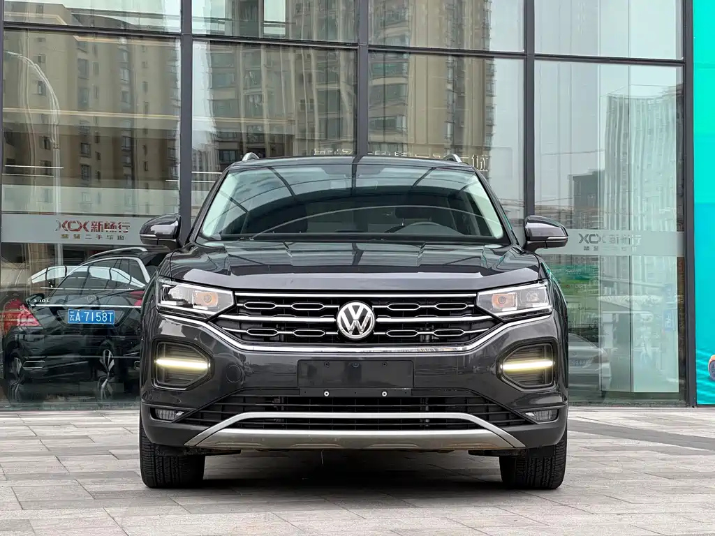 VOLKSWAGEN TAYRON 2021