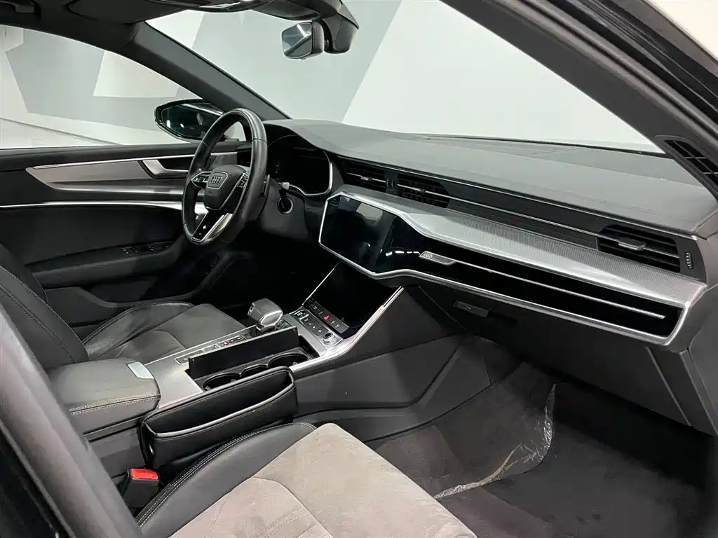 AUDI A6L 2022