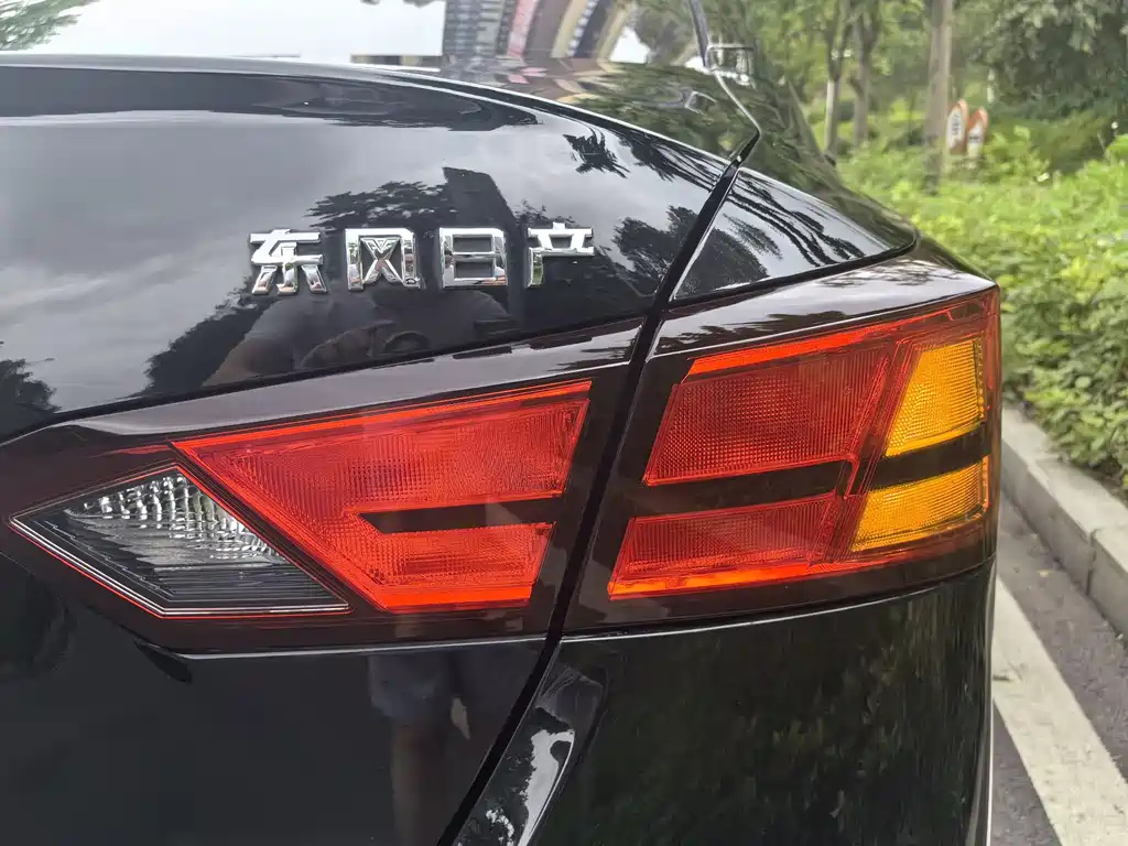NISSAN TEANA 2021