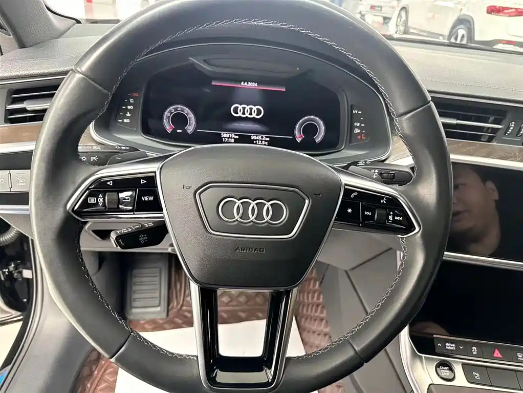 AUDI A6L 2021