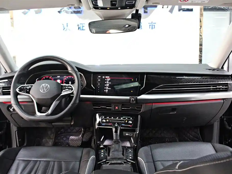 VOLKSWAGEN PASSAT 2022