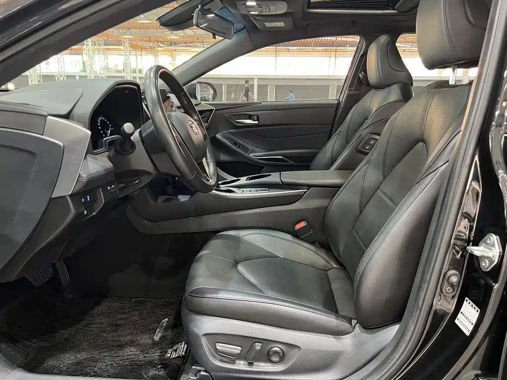 TOYOTA AVALON 2021