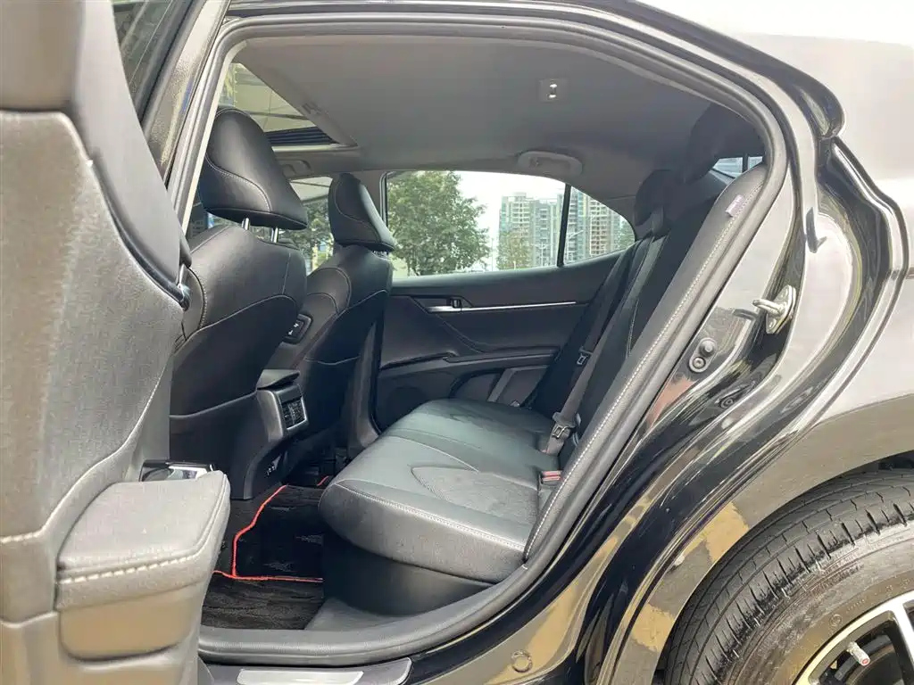 TOYOTA CAMRY 2022