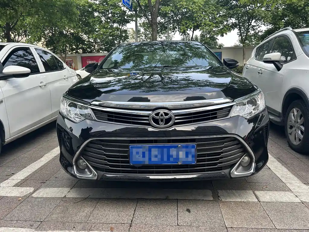 TOYOTA CAMRY 2016