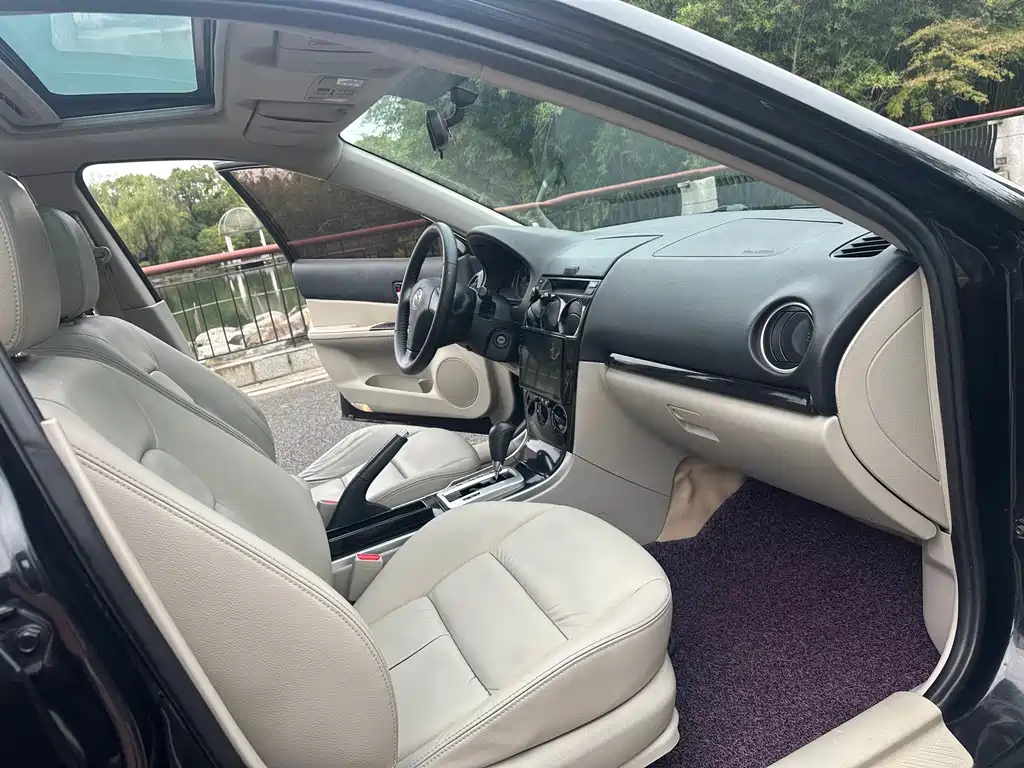 MAZDA 6 2010