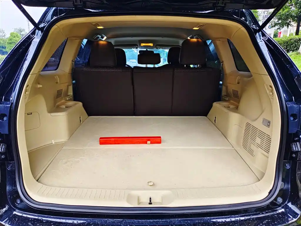 TOYOTA HIGHLANDER 2021