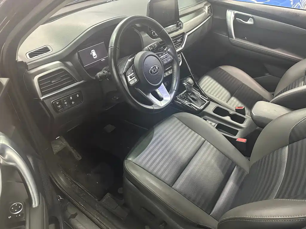 KIA SPORTAGE 2021