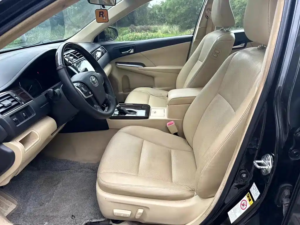 TOYOTA CAMRY 2017