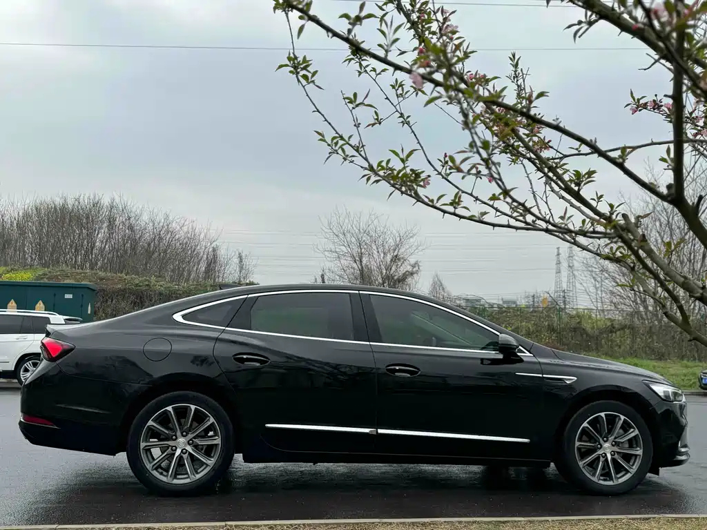 BUICK LACROSSE 2021