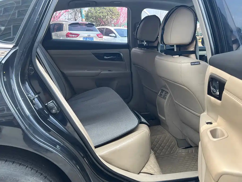 NISSAN TEANA 2014