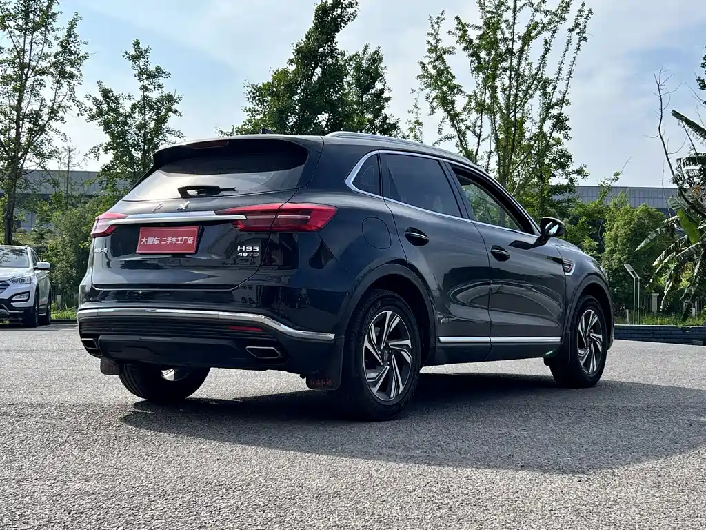 HONGQI HS5 2022