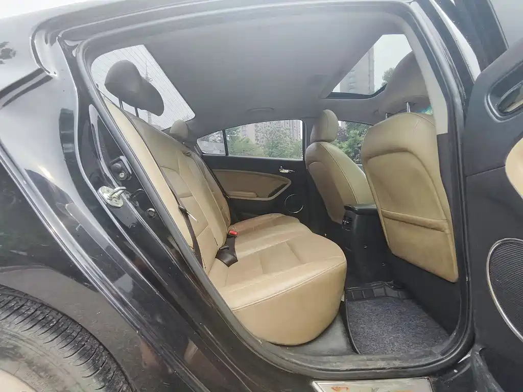 KIA K3 2013