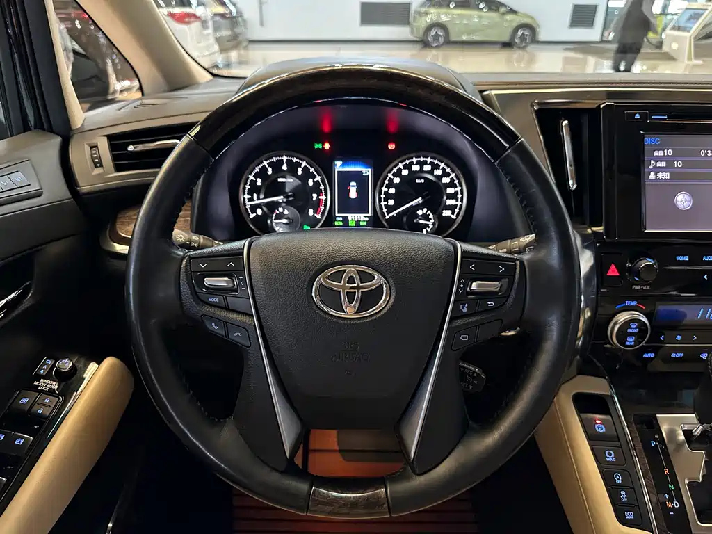 TOYOTA ALPHARD 2019