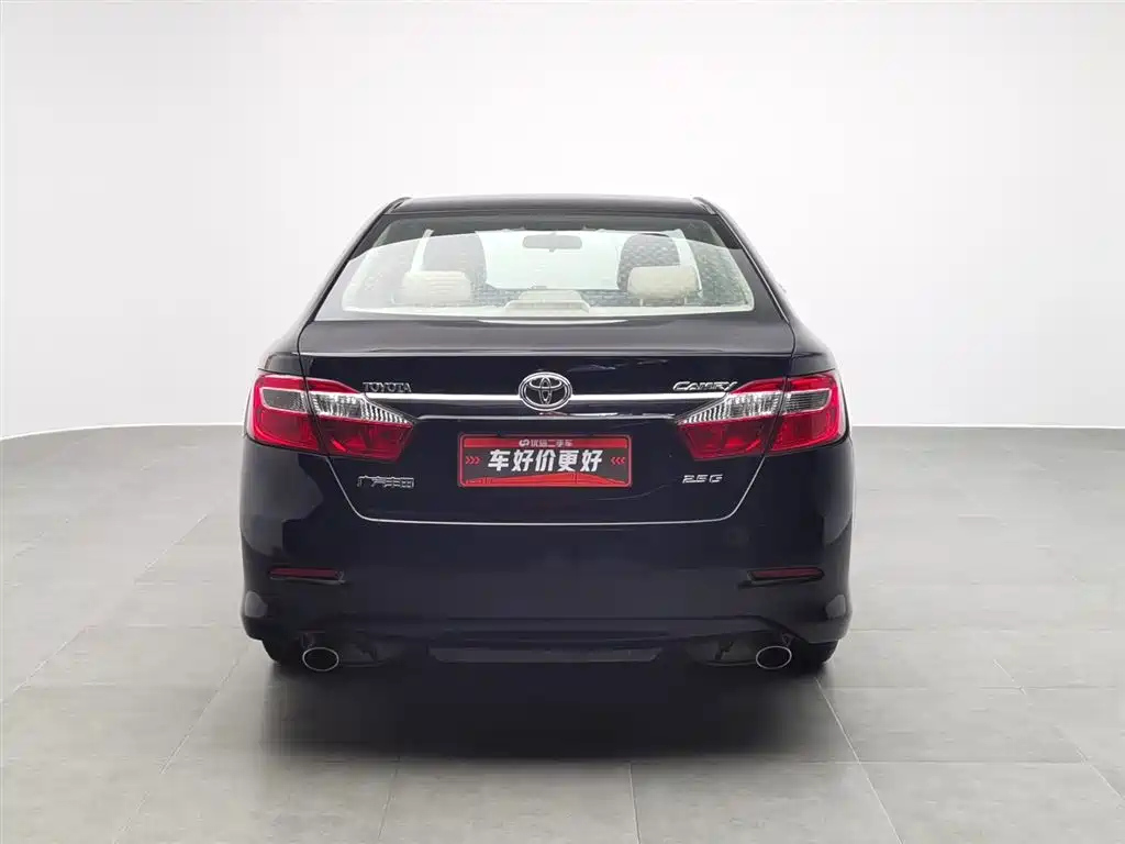 TOYOTA CAMRY 2013