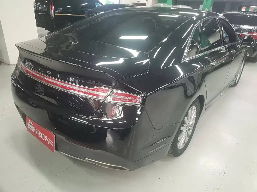 LINCOLN MKZ 2019