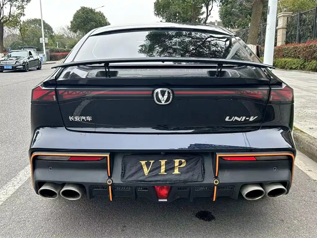 CHANGAN UNI-V 2023