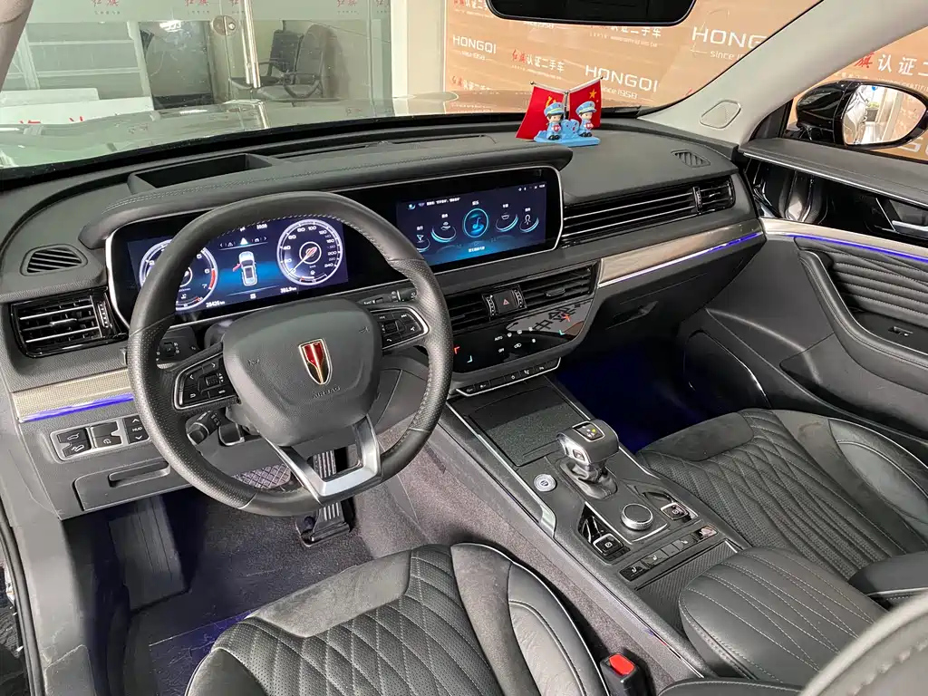HONGQI HS5 2023