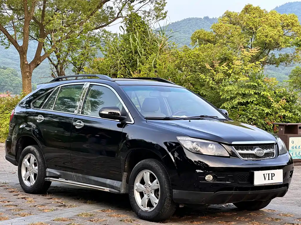 BYD S6 2013