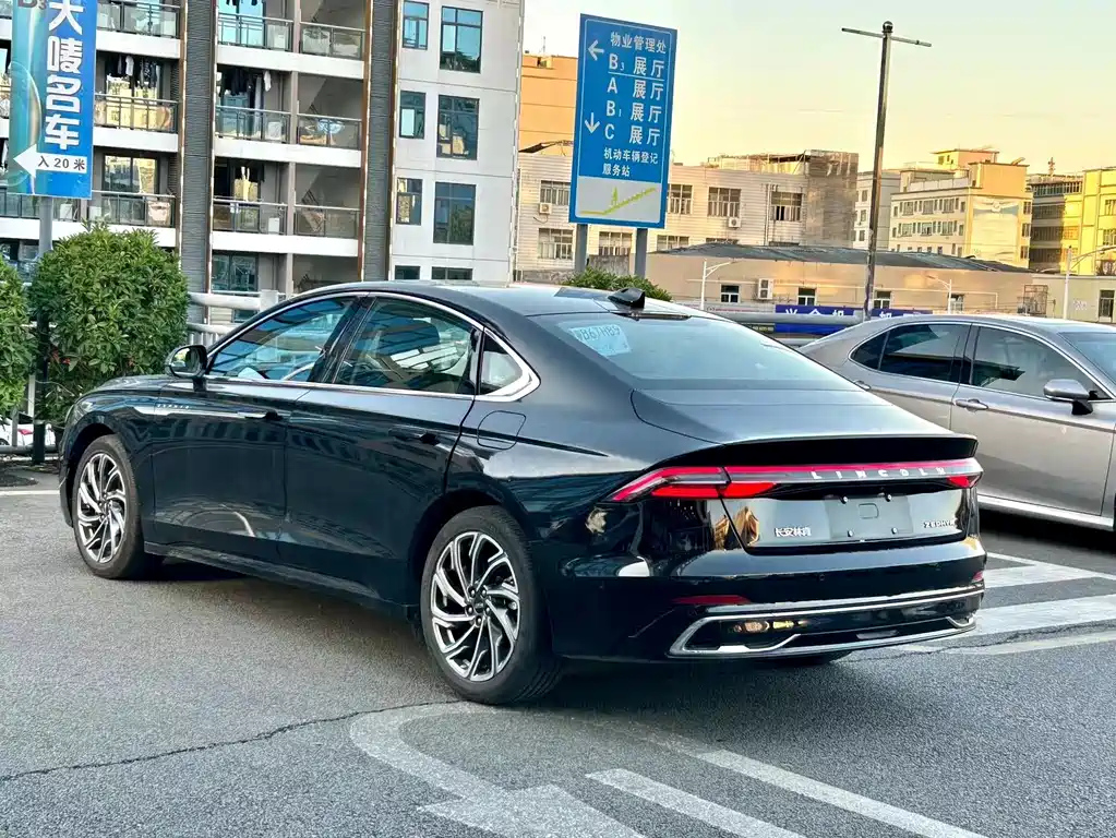 LINCOLN Z 2022