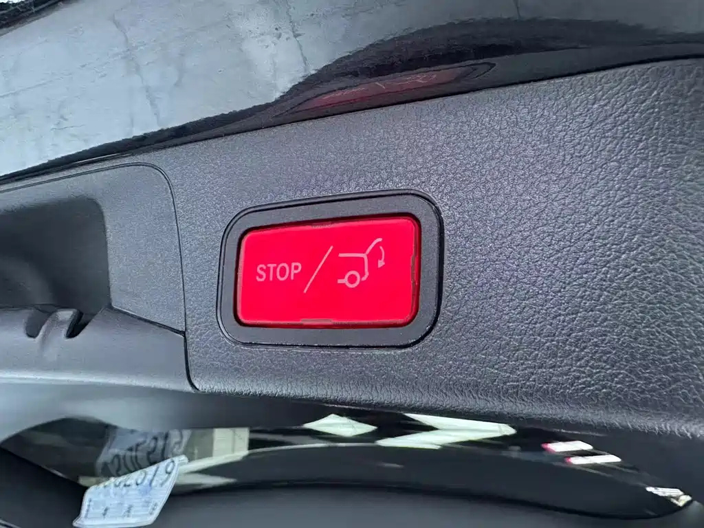 MERCEDES BENZ GLB 2022