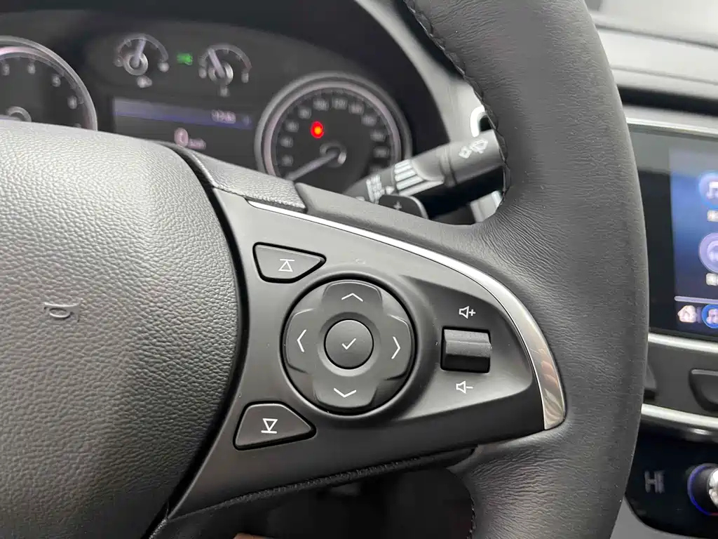 BUICK LACROSSE 2022