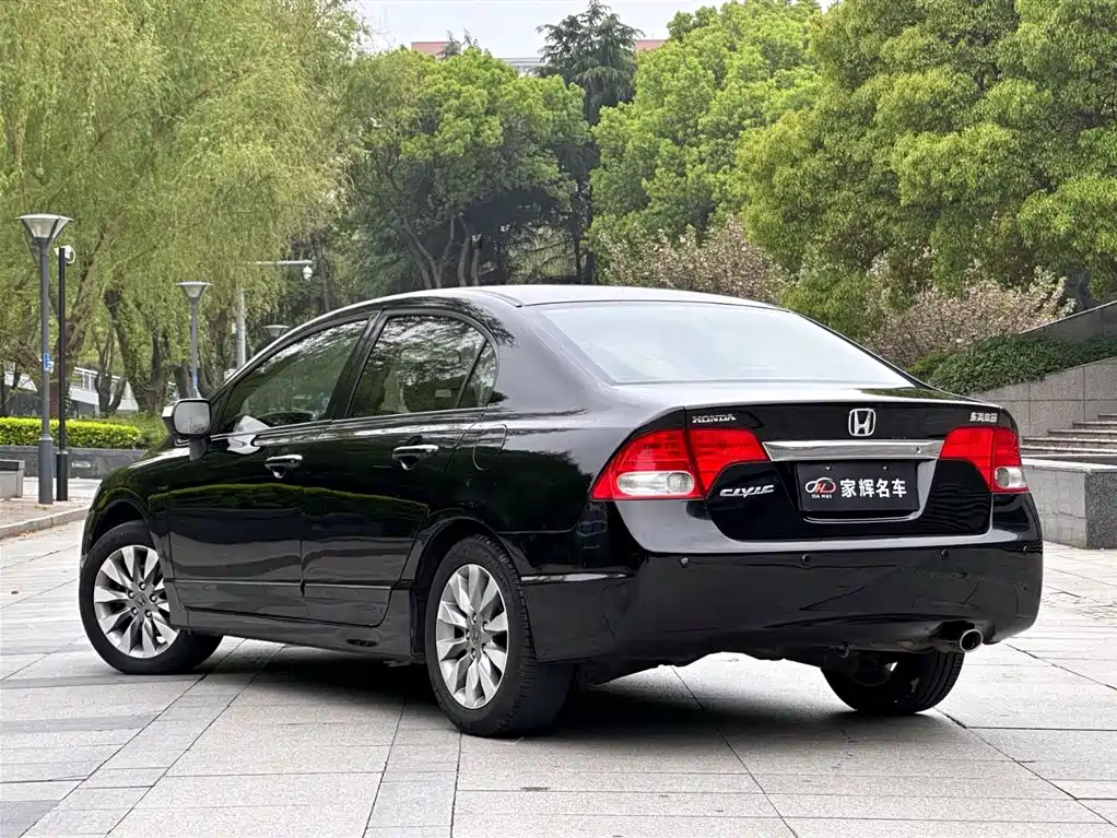 HONDA CIVIC 2011