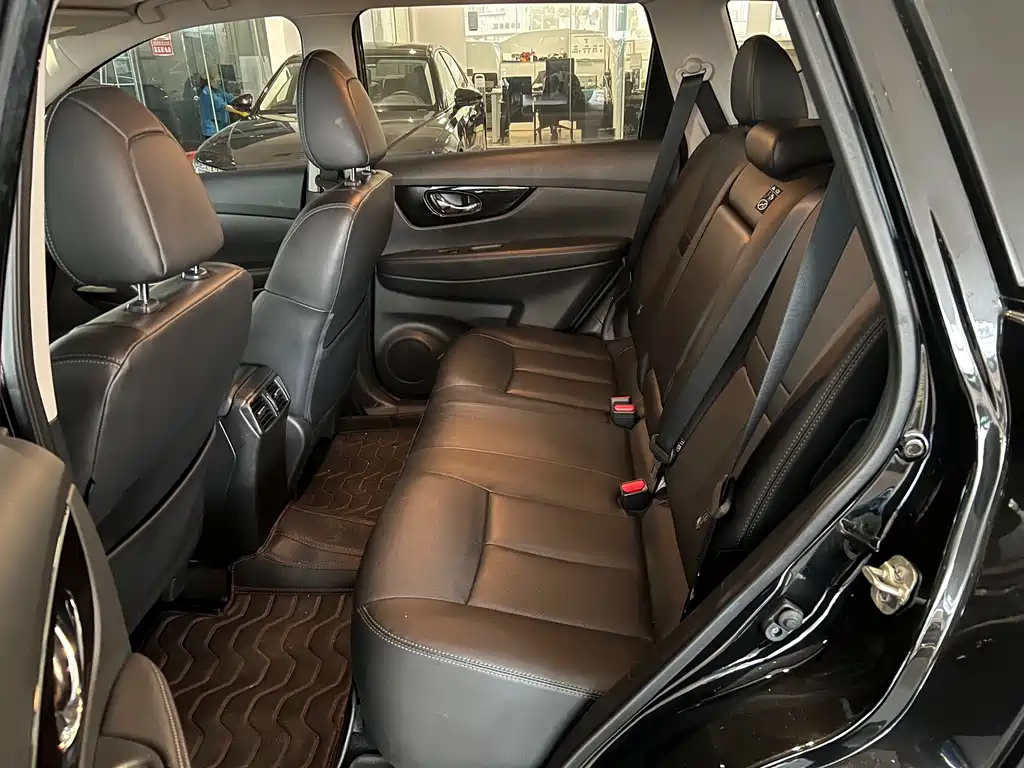 NISSAN X-TRAIL 2020