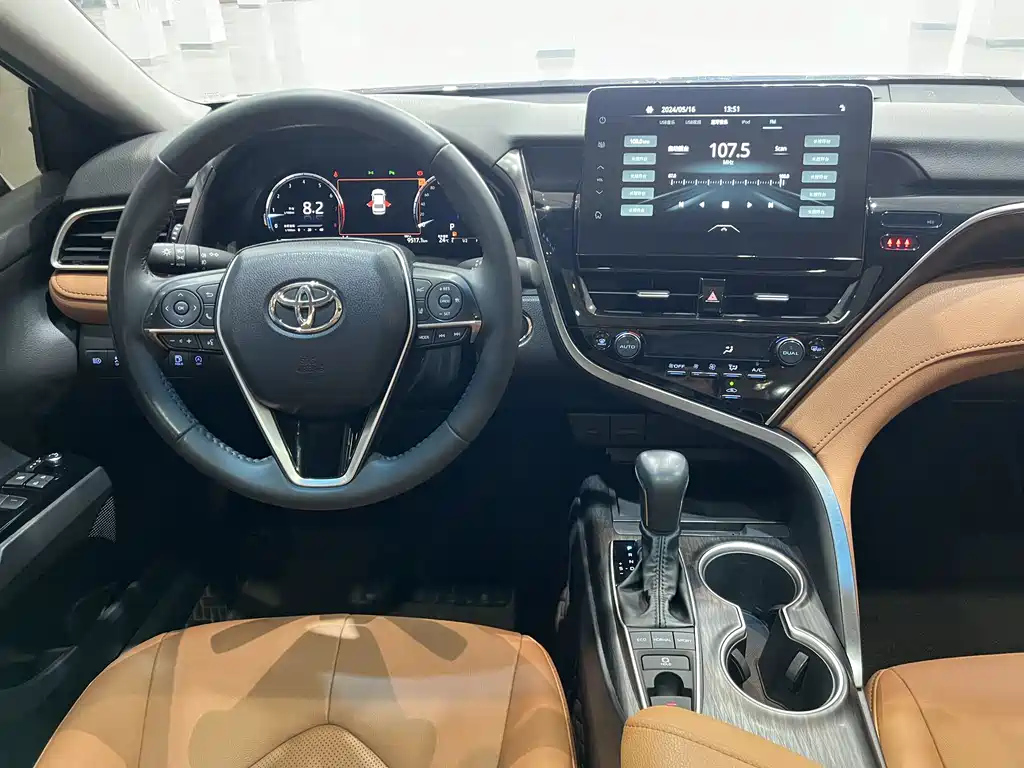 TOYOTA CAMRY 2022
