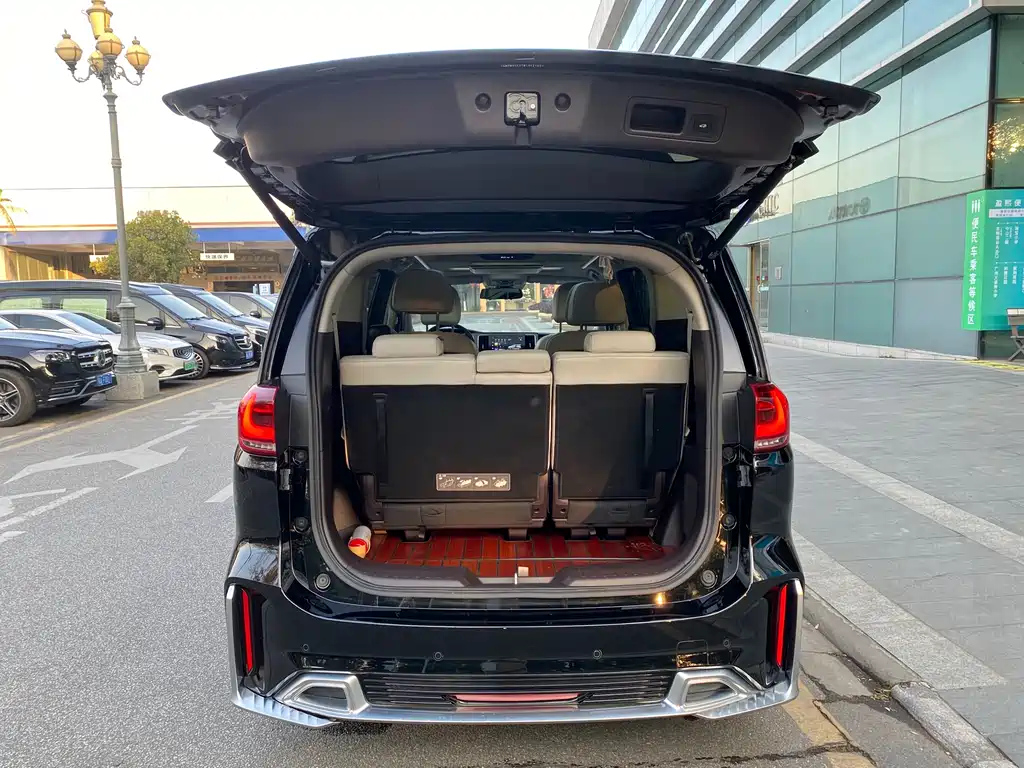 TRUMPCHI M8 2021
