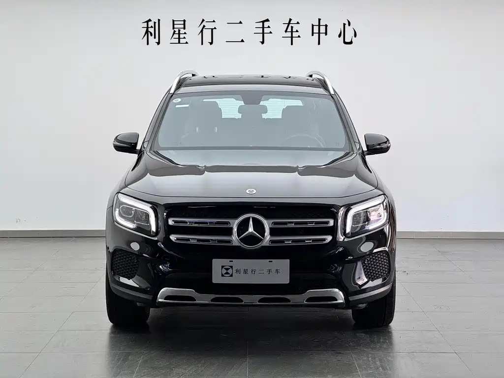 MERCEDES BENZ GLB 2023