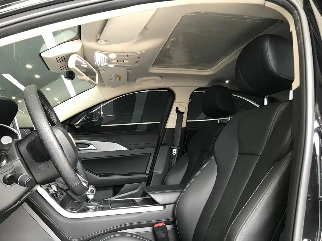 HONGQI H5 2023