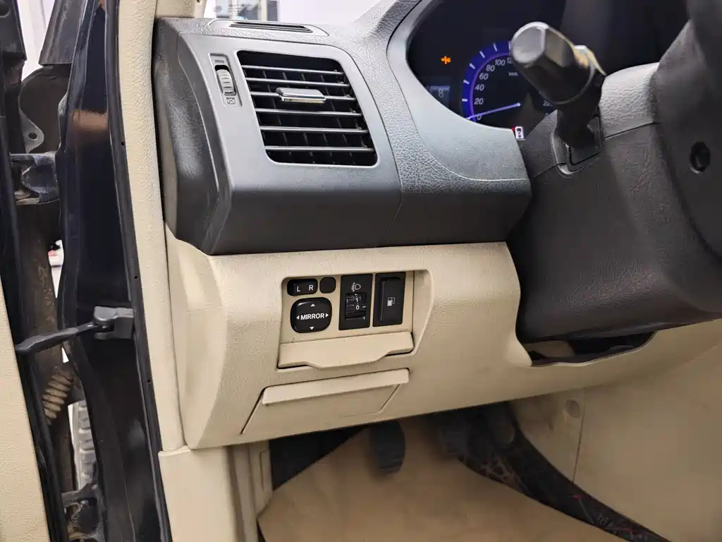 BYD S6 2013