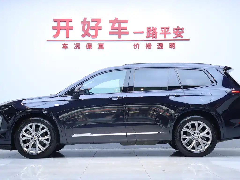 CADILLAC XT6 2021