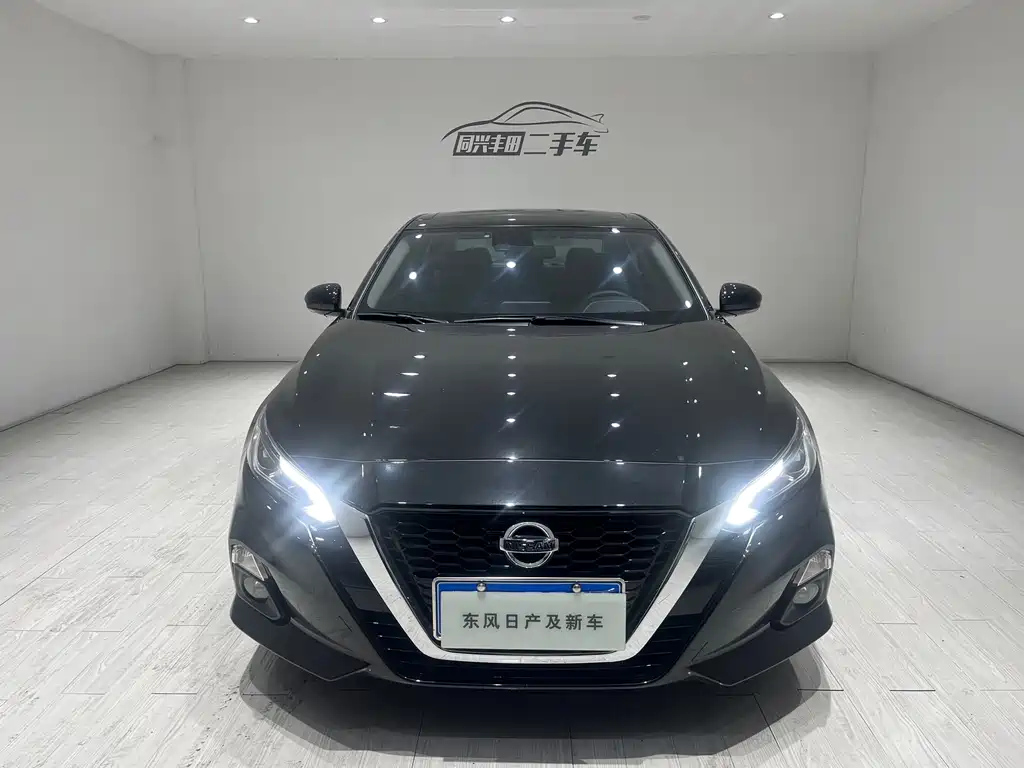 NISSAN TEANA 2021