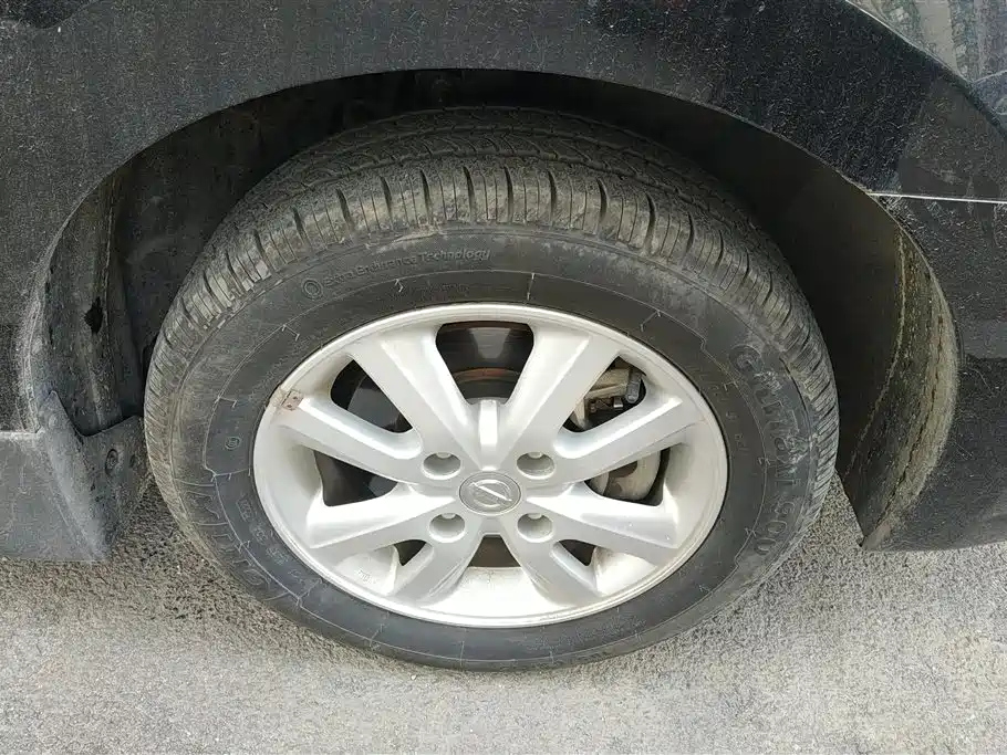 NISSAN SYLPHY 2018