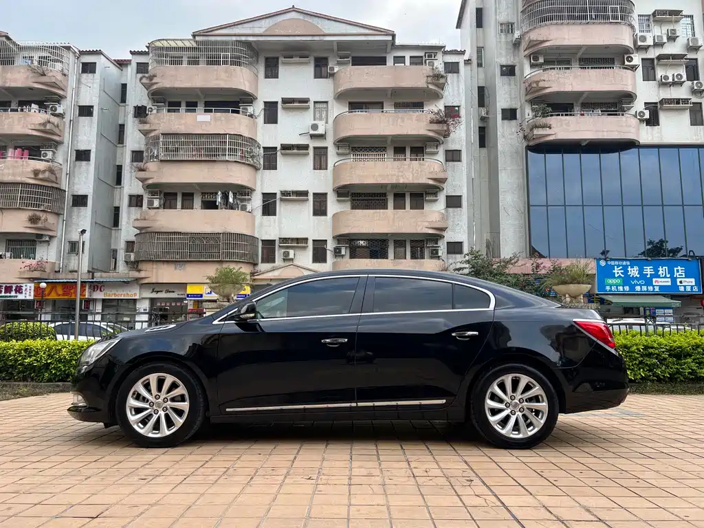 BUICK LACROSSE 2015