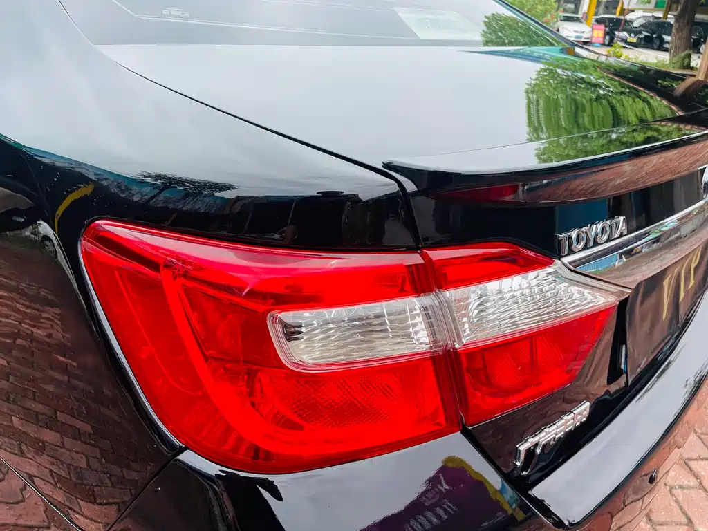 TOYOTA CAMRY 2012