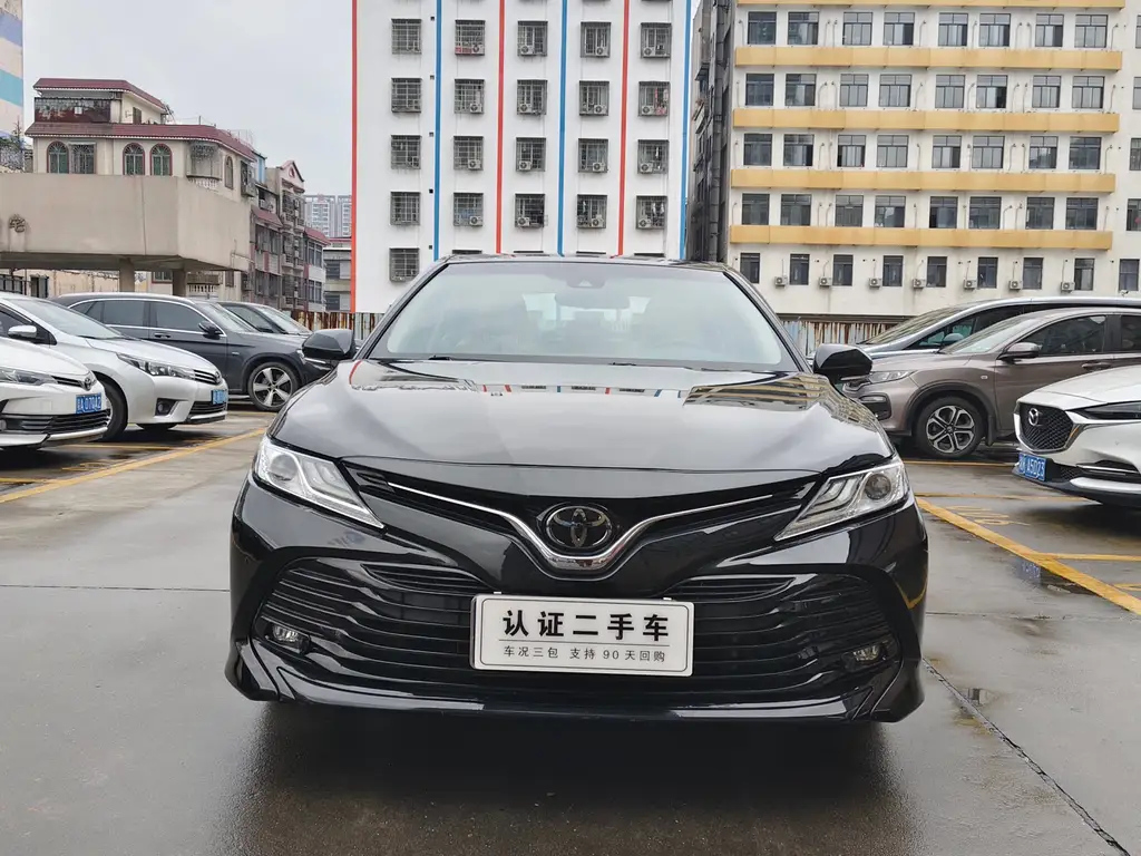 TOYOTA CAMRY 2020